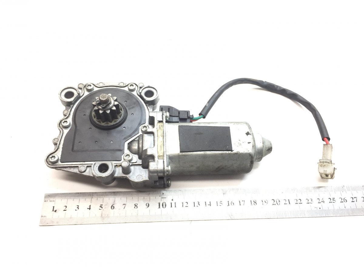 1442292 Window Regulator Motor, Left SCANIA 4, P, G, R, T - seriesImage