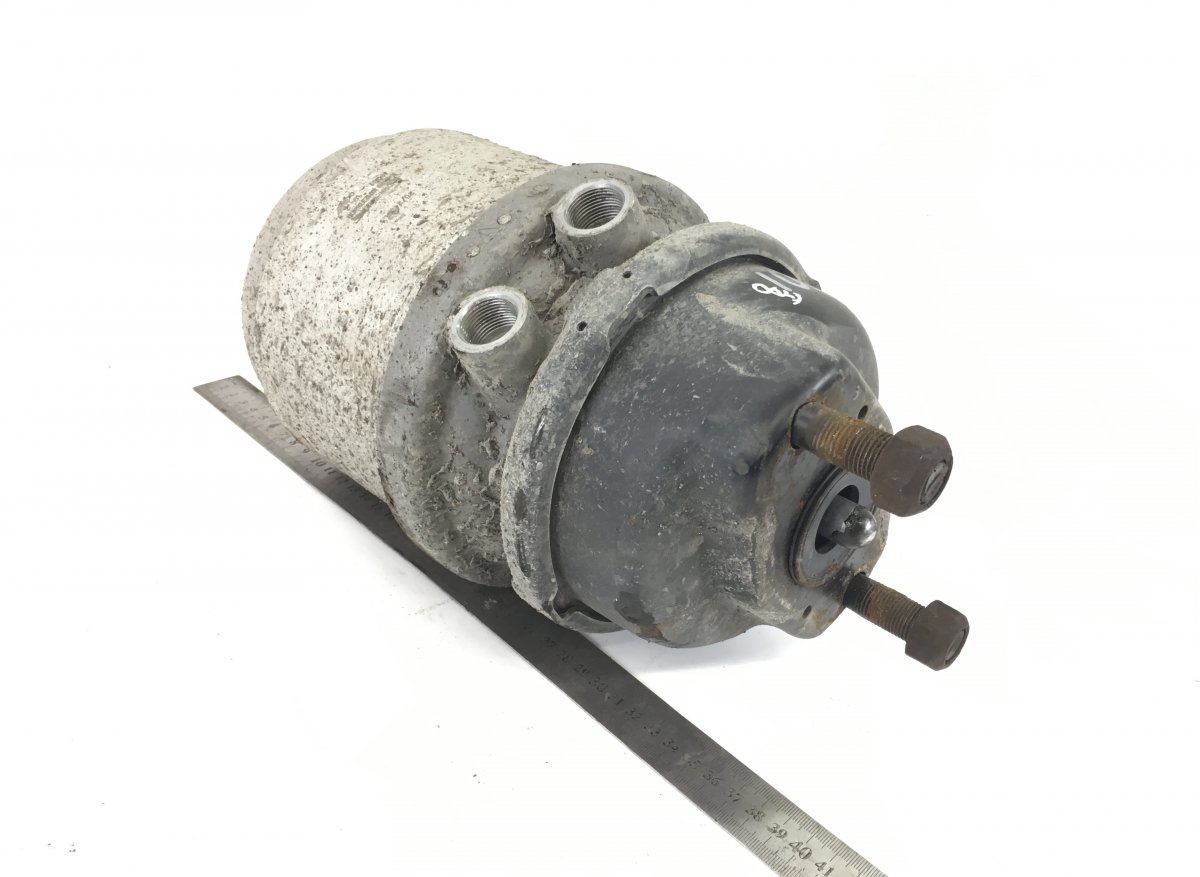 81504106895 Brake Chamber, Drive Axle, L=R  MAN LIONS CITYImage