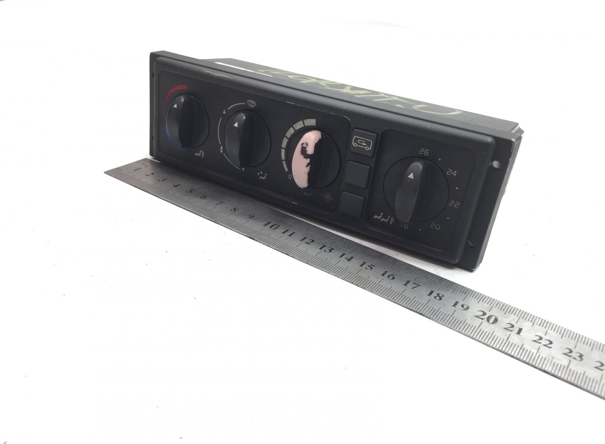 21109435 Control panel, heating VOLVO B12BImage