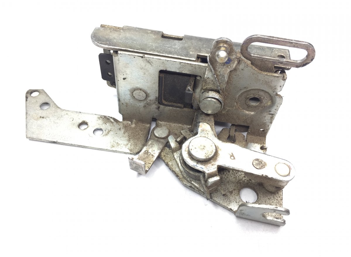 20588326 Door Lock, Right VOLVO FH, FMImage