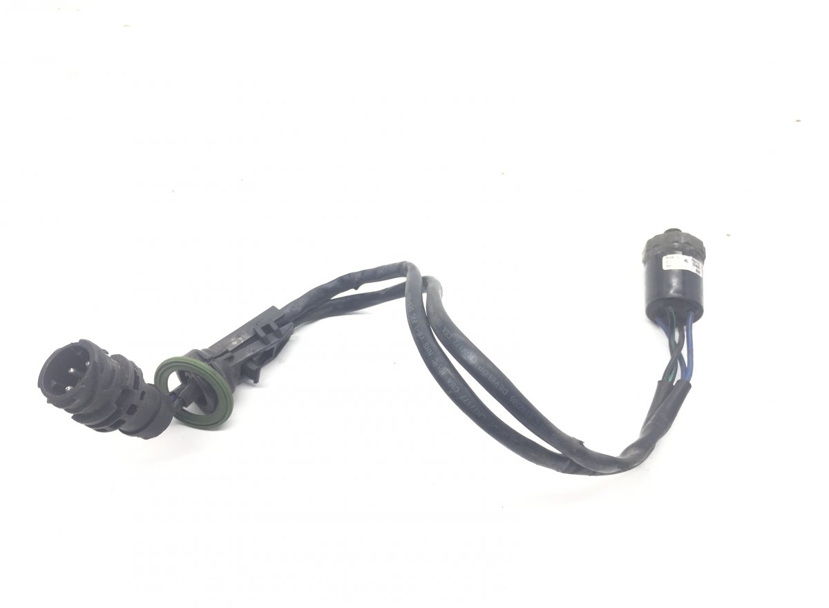 0088207110 A/C Pressure Sensor MERCEDES ActrosImage