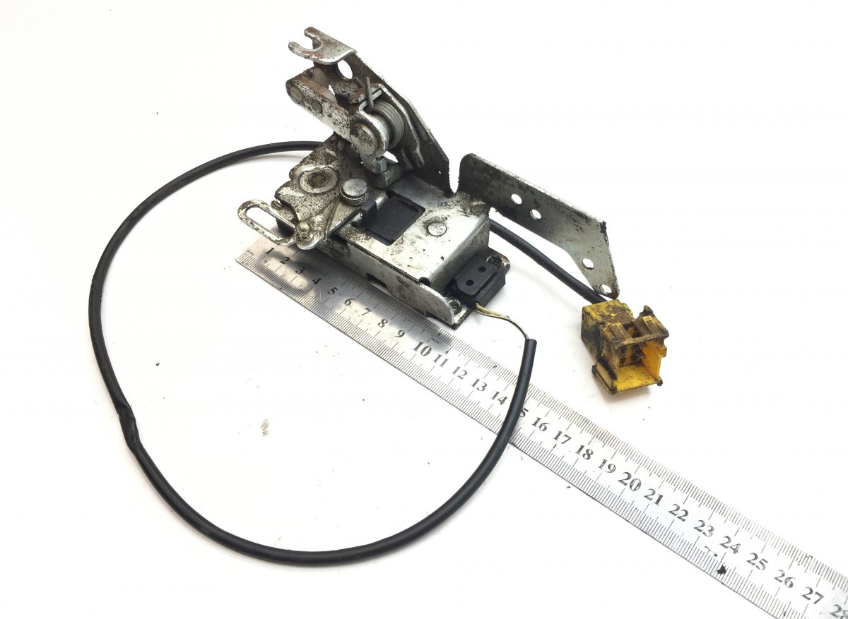 20588326 Door Lock, Right VOLVO FH, FMImage