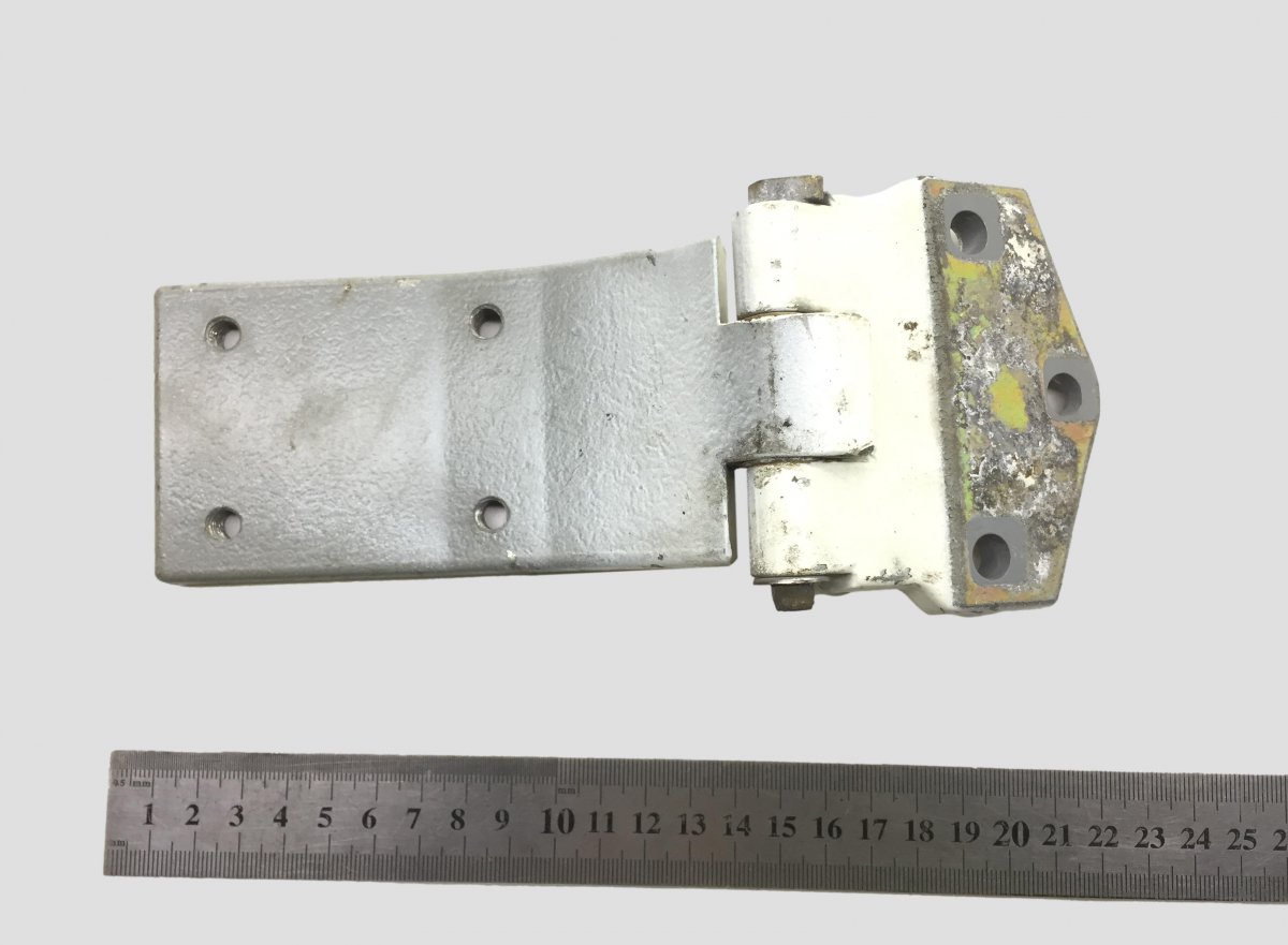 1341491 Door Hinge Upper=Lower L=R DAF XF95 XF105/106Image