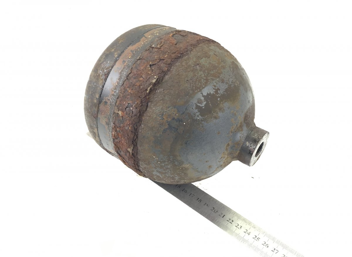 3987649 Pressure accumulator, steering VOLVO FL, FH, FM, B12Image