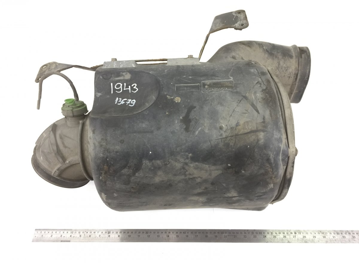 20381066 Air filter housing VOLVO FMImage