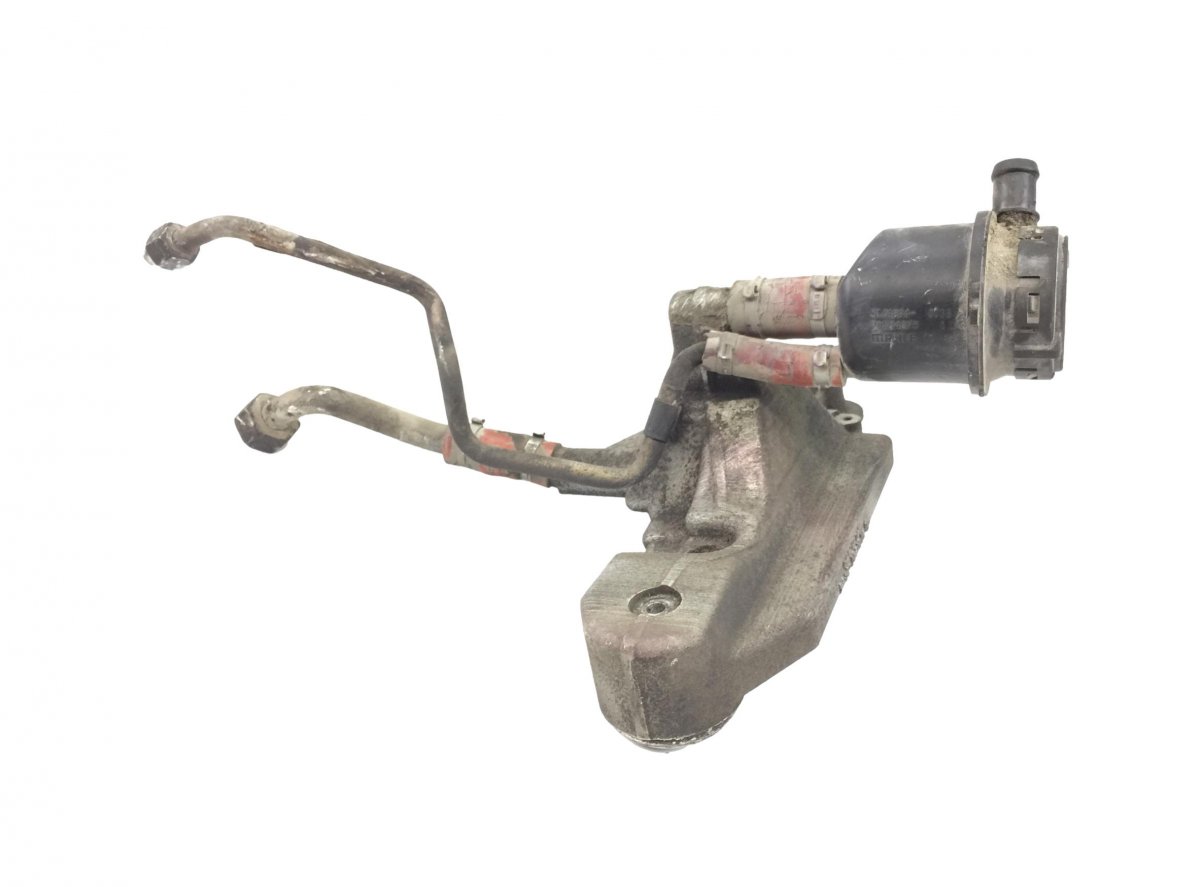 51018040038 +51018010086 Bleeder housing with Ventilation Filter MANImage