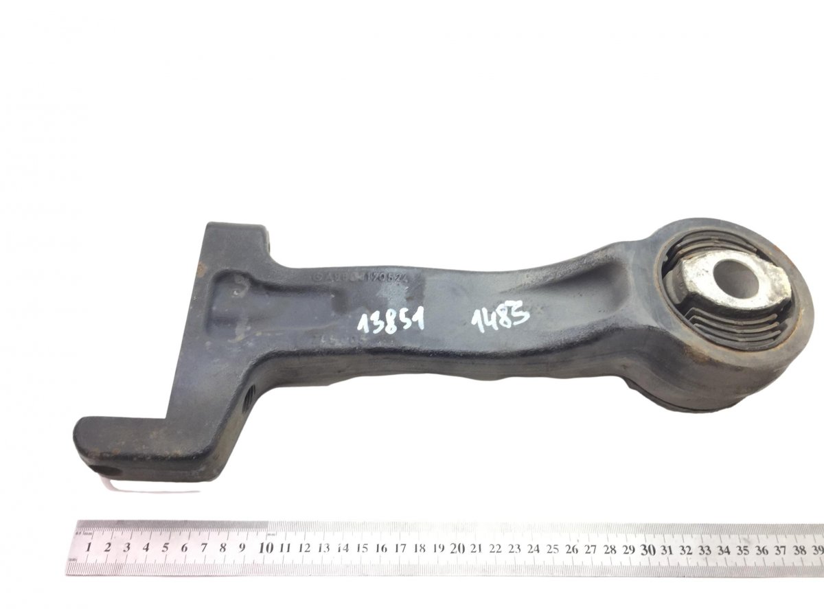 9603100173 Cabin torsion bracket, front Right for Mercedes Actros MP4Image