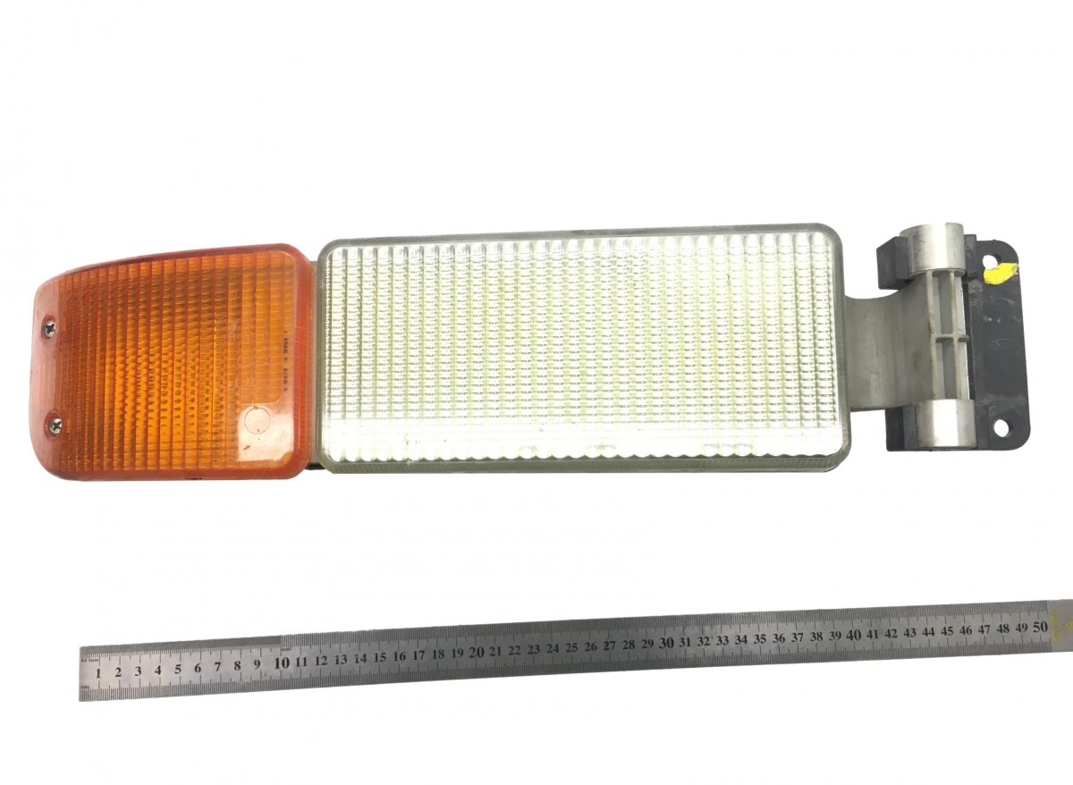 81253206090 Indicator Light, Front Right MAN TGL, TGM, TGAImage