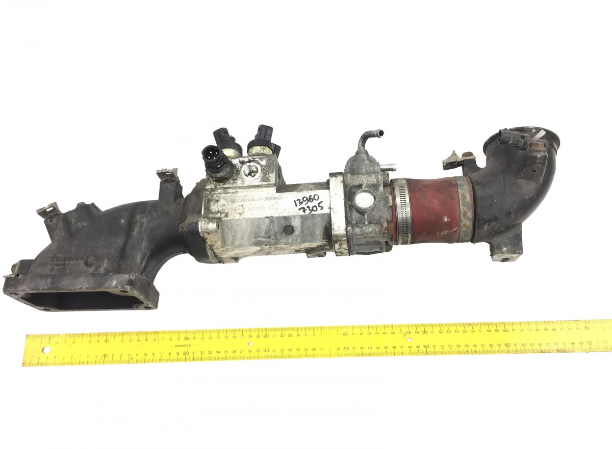 21365864+4x298163+21367324+21292737+21565243 Gas Mixer w/ Valves VOLVOImage