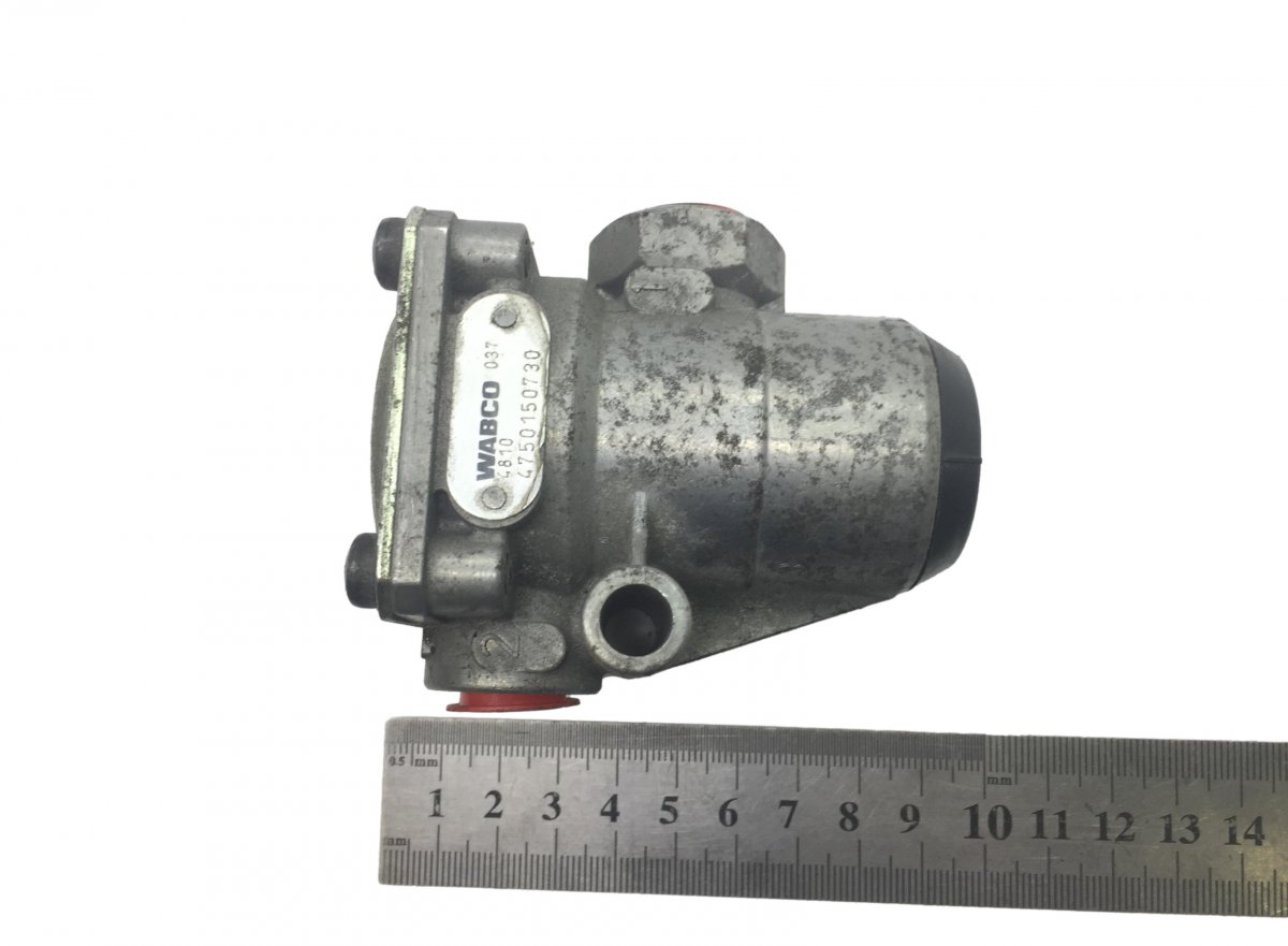 21339181 Pressure limiting valve 145psi/10 bar VOLVOImage