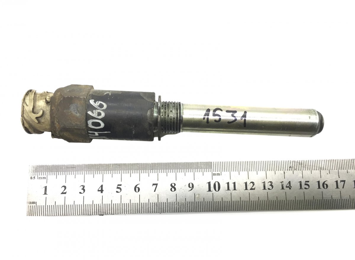 81271210028 Speedometer Sensor, Tachograph Sensor 90mm MAN,VOLVO,RENAULTImage