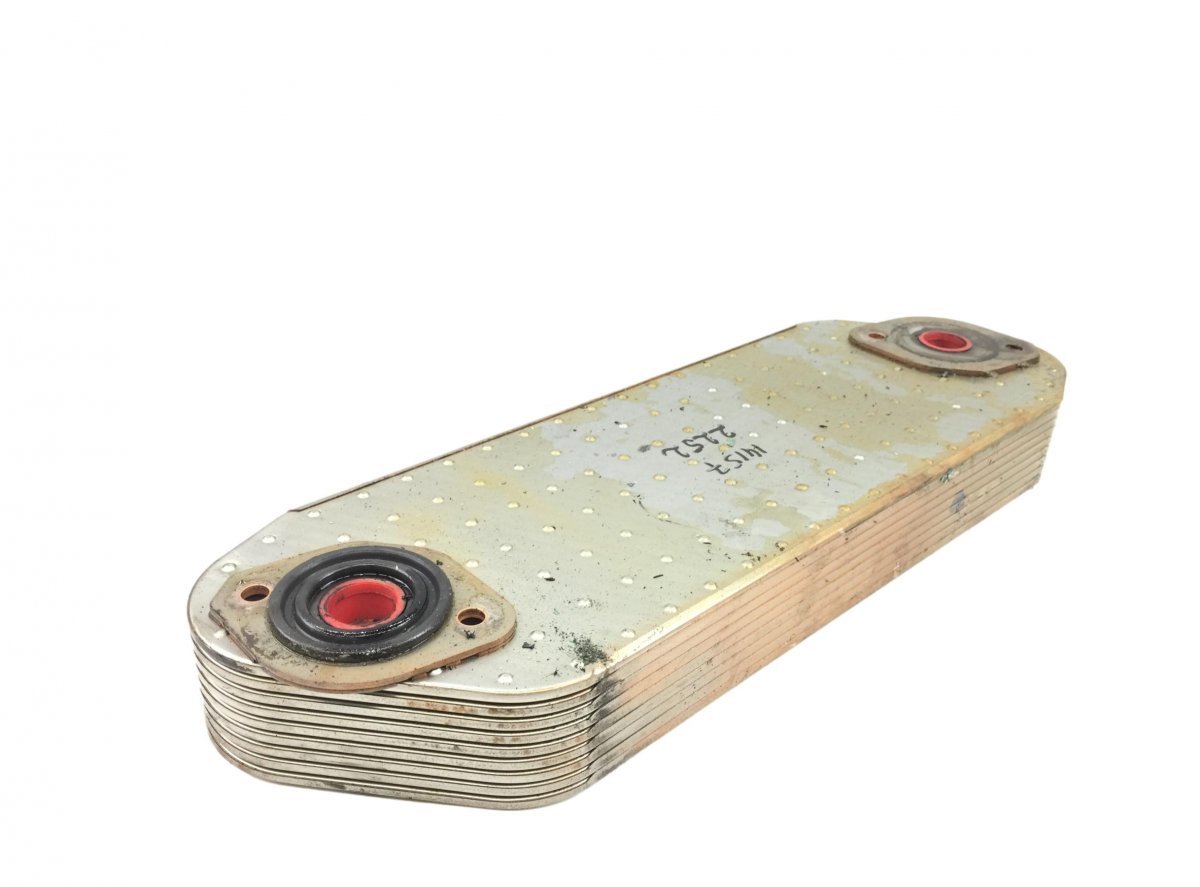 21370430 Engine Oil Cooler VOLVO FMX RENAULTImage