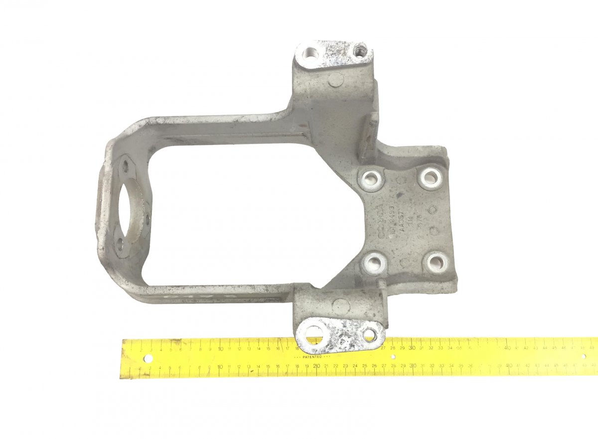 1518493 Cabin Shock Absorber Bracket, Rear L=R Scania P, G, R, T-SeriesImage