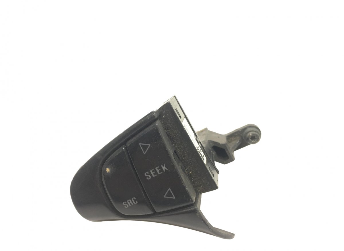 1488025  Radio Functions Switch Module, left SCANIA P, G, R, T - seriesImage