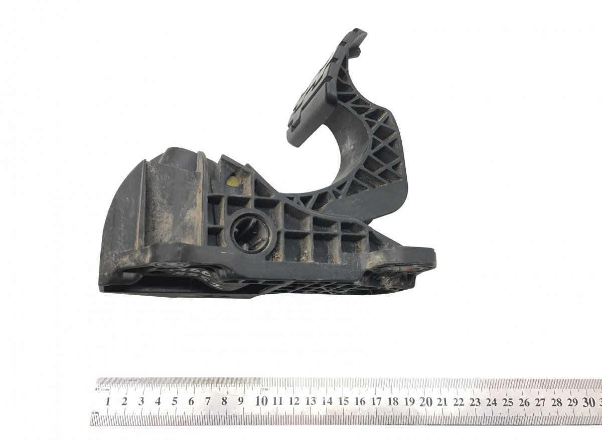 84412494 Accelerator Pedal with Position Sensor VOLVOImage