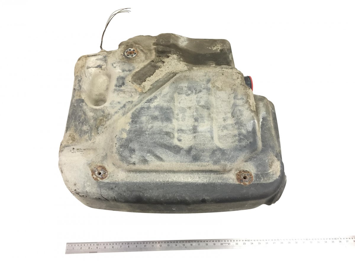 20856464 AdBlue tank assembly for VOLVOImage