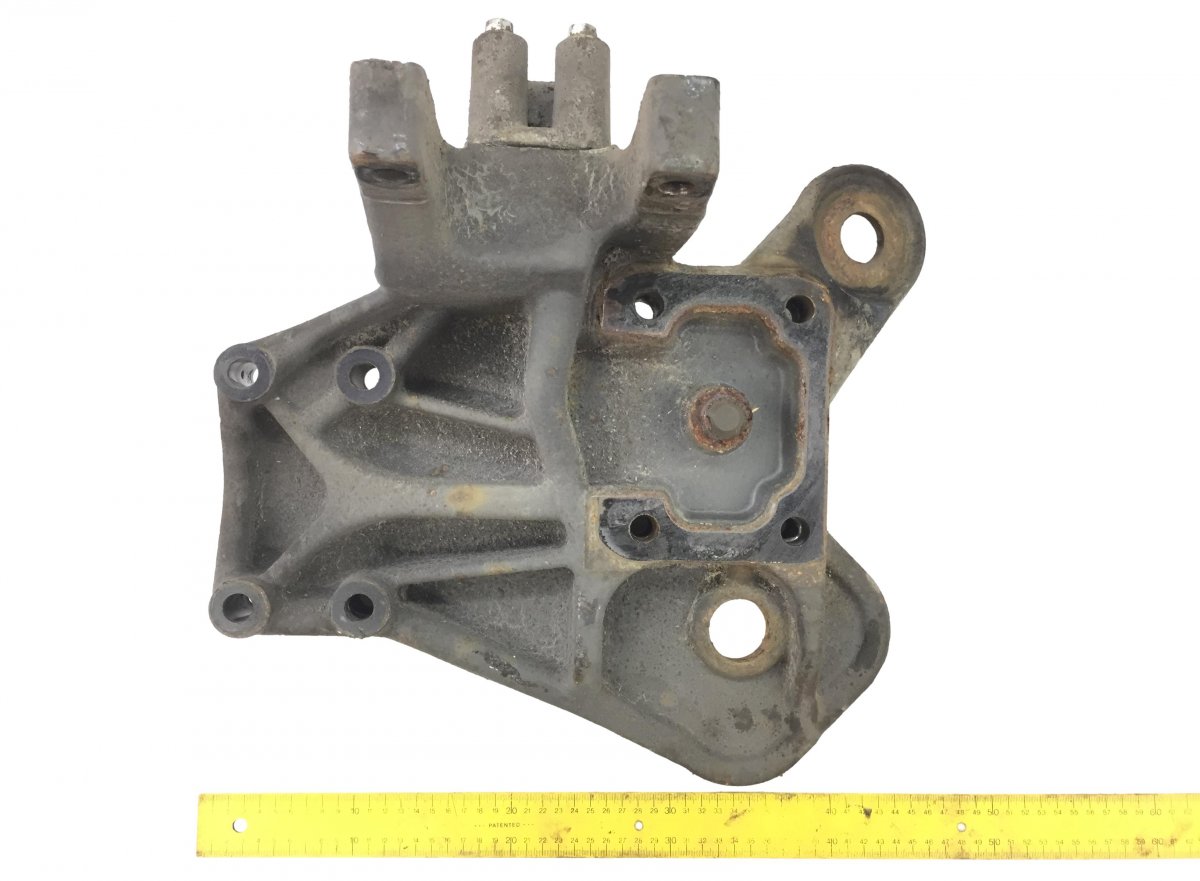 21267509 Air Bellow Bracket, Tag Axle Right VOLVOImage