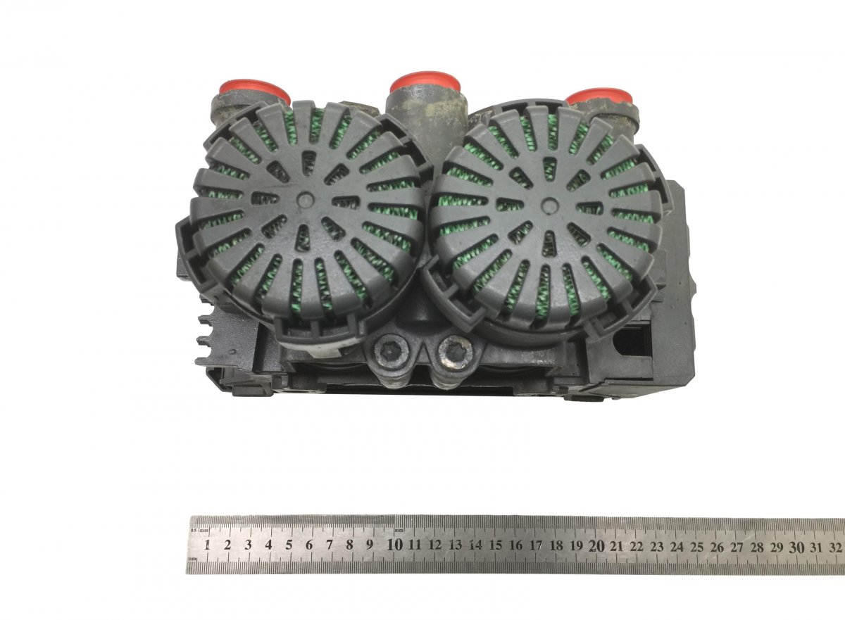 0004295824 EBS Modulator 2-Channel  Drive Axle MERCEDES Actros MP4Image