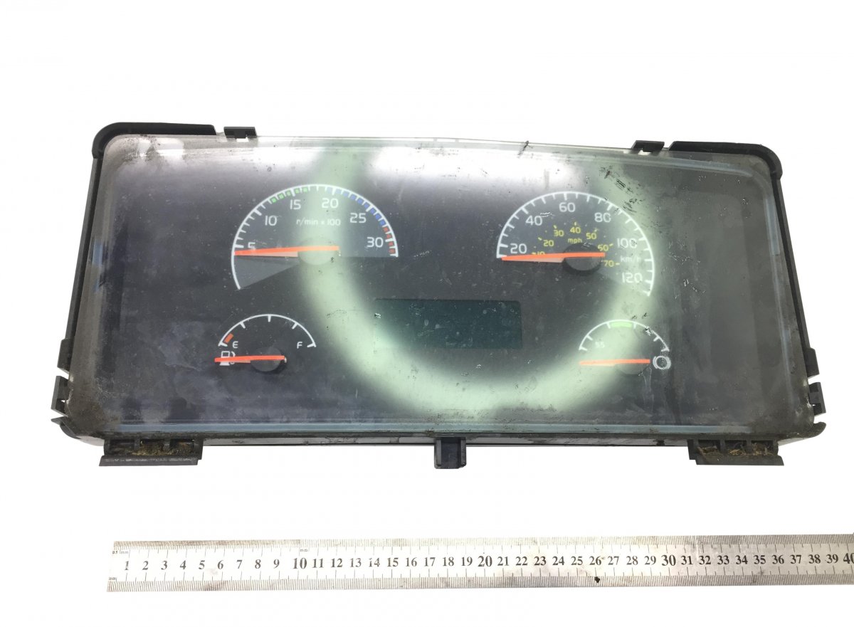 20970723 Instrument Cluster RHD mph, km/h VOLVO FL, FEImage