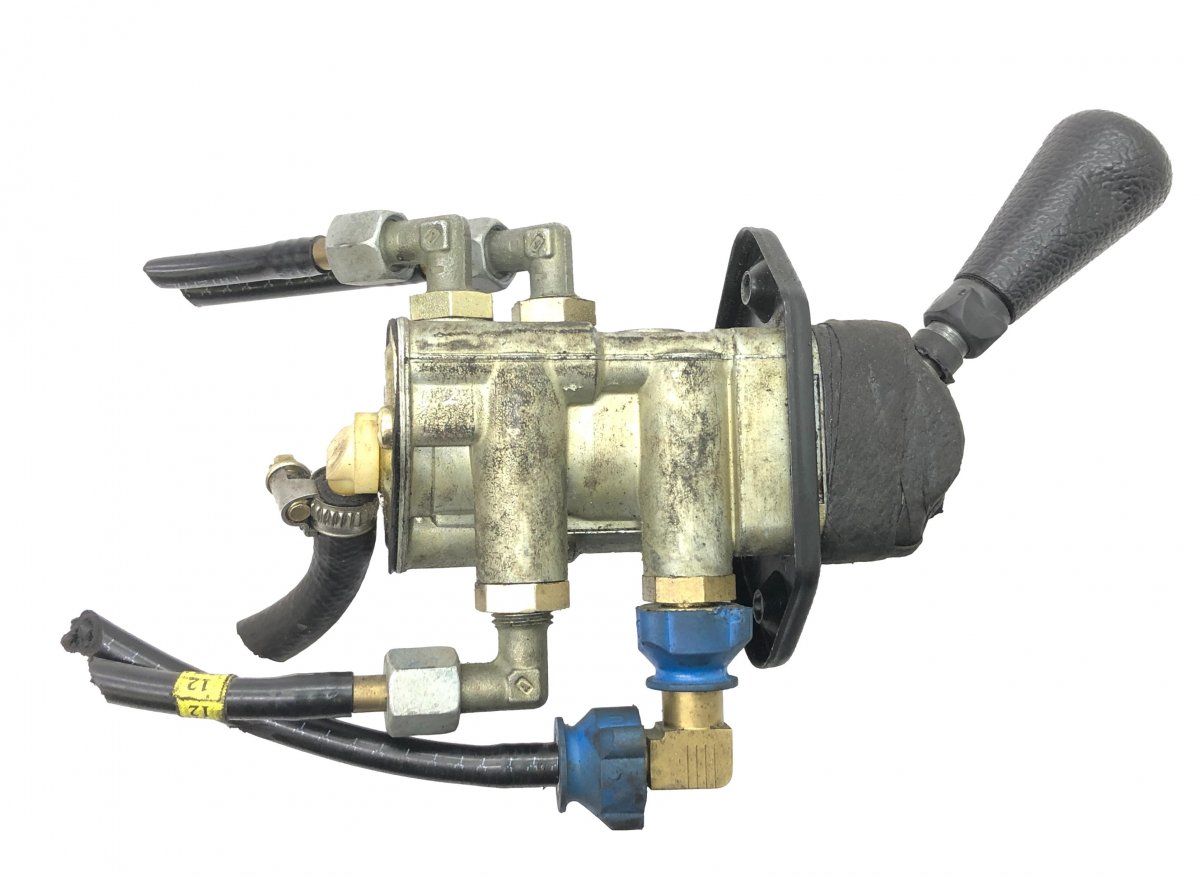 81523156166 Hand Brake Valve MAN, DAFImage