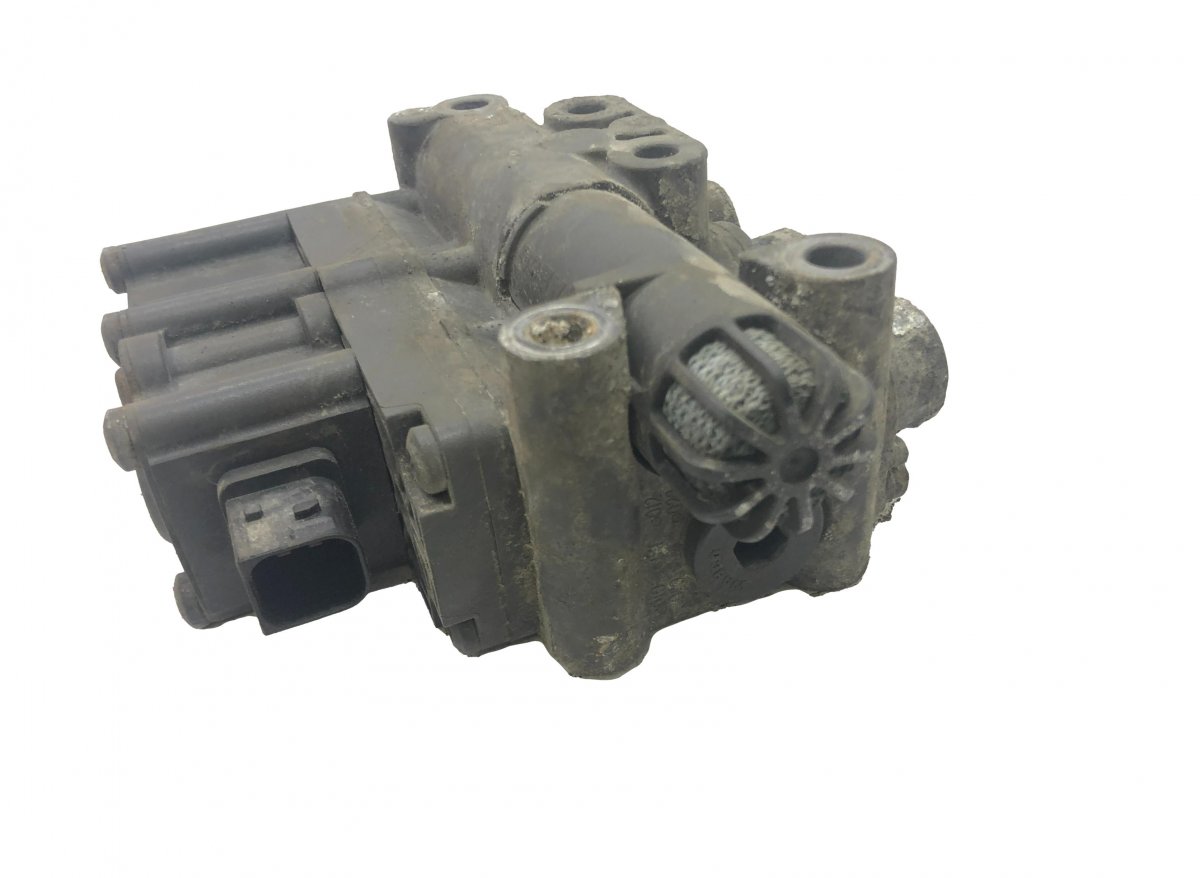 0013271325 ECAS Solenoid Valve MERCEDES Actros MP4Image