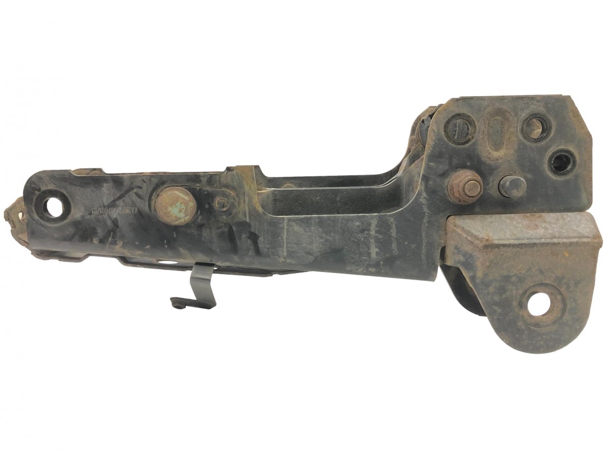 9613102558 Cabin Bracket, Front Right MERCEDES-BENZImage