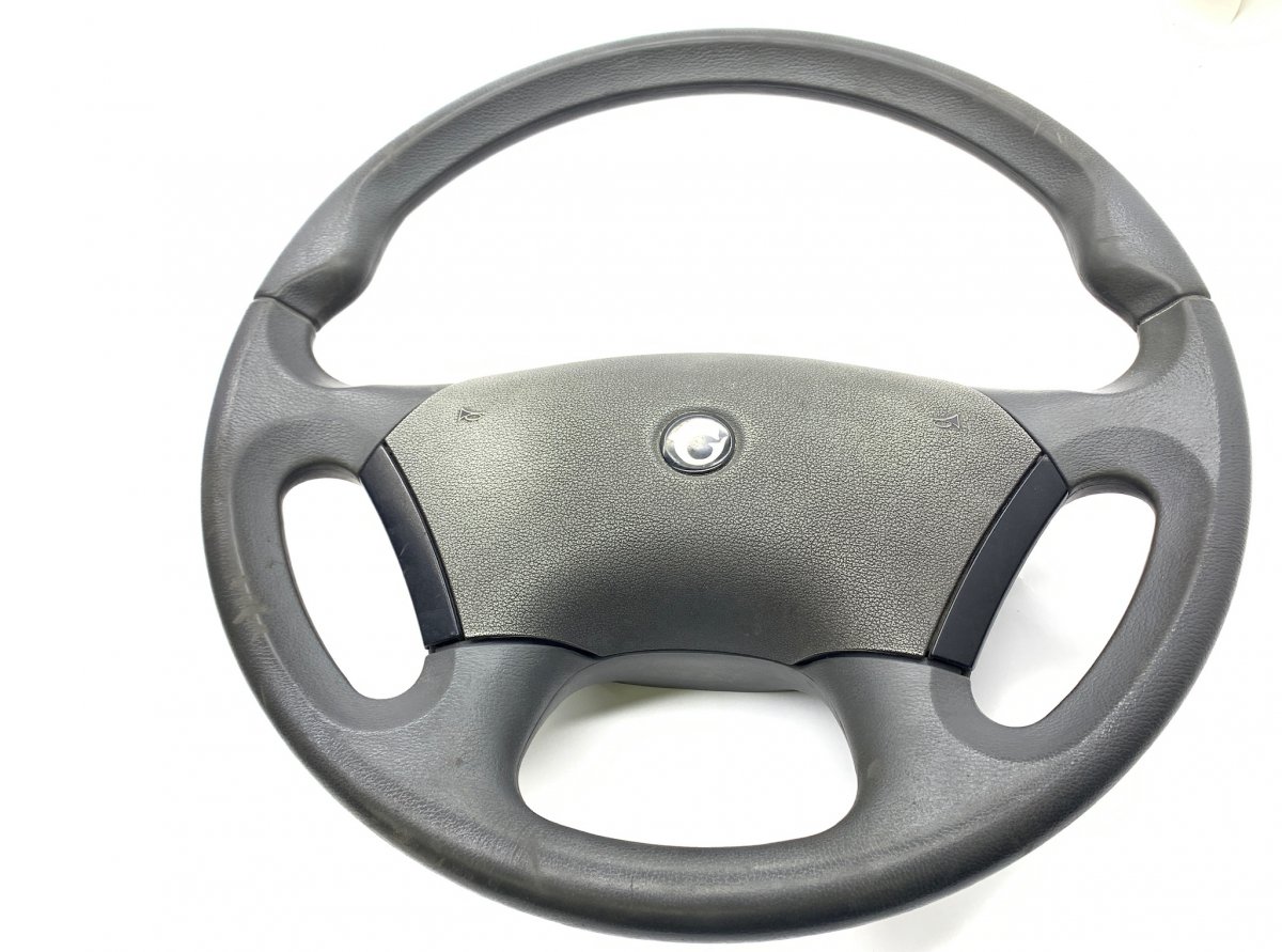 504020768 + 504158619 Steering wheel with cover D=470mm IRISBUSImage
