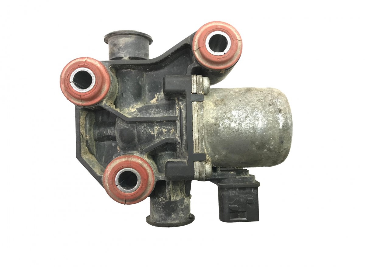 2125646 AdBlue Heating Coolant Valve SCANIA P, G, R, S-SeriesImage