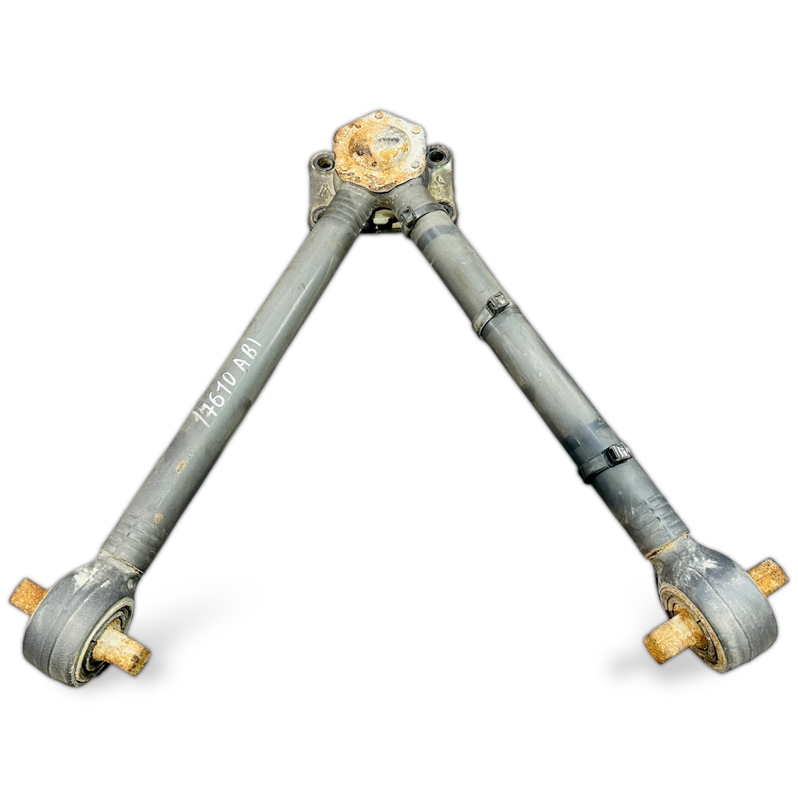 22238525 V -Control Arm VOLVO FH, FM  RENAULTImage