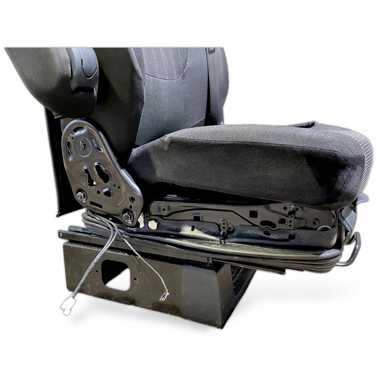 2104652 Driver Seat, Left GRAMMER DAF XF106Image