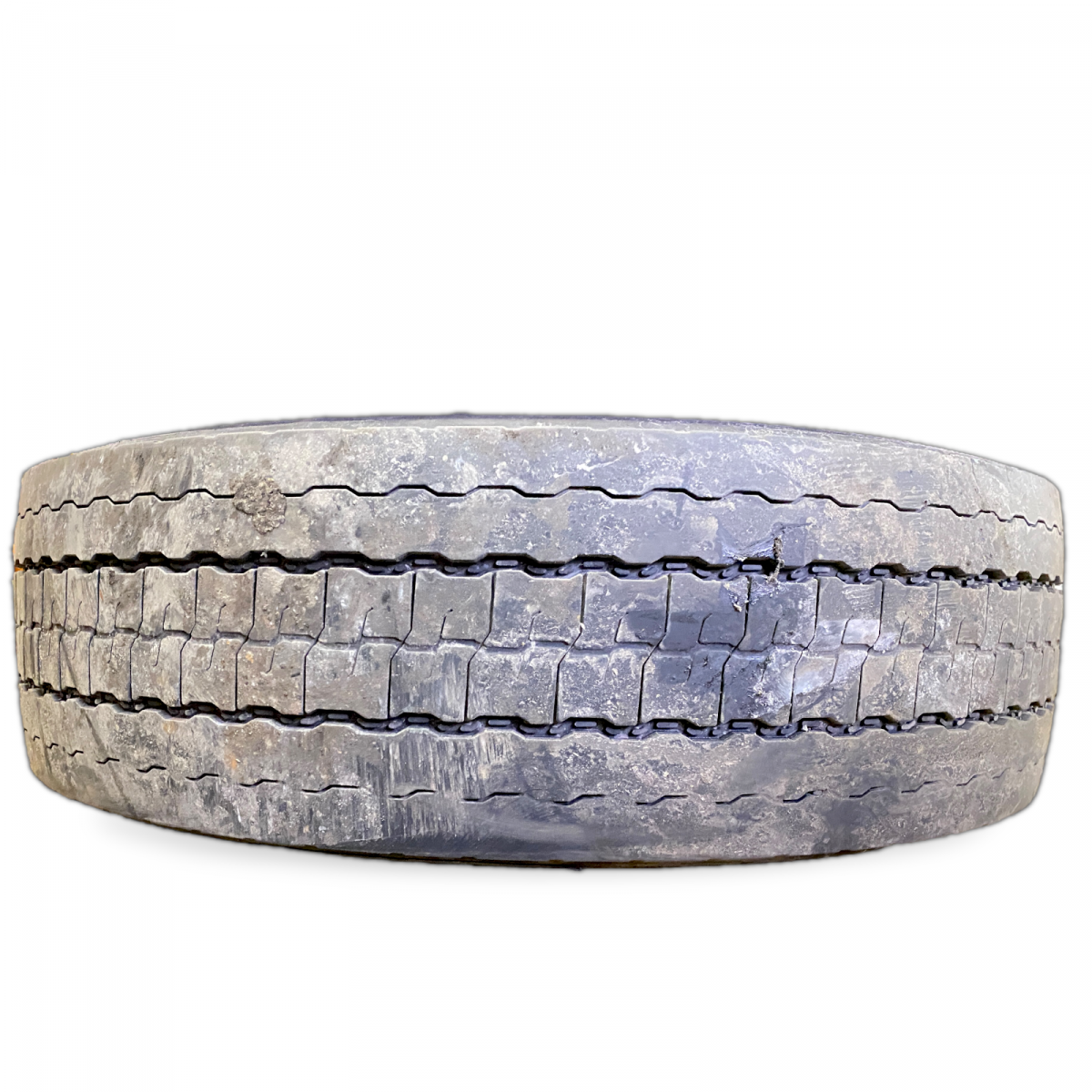 275/70R22.5 Tyre with rim;  1pcsImage