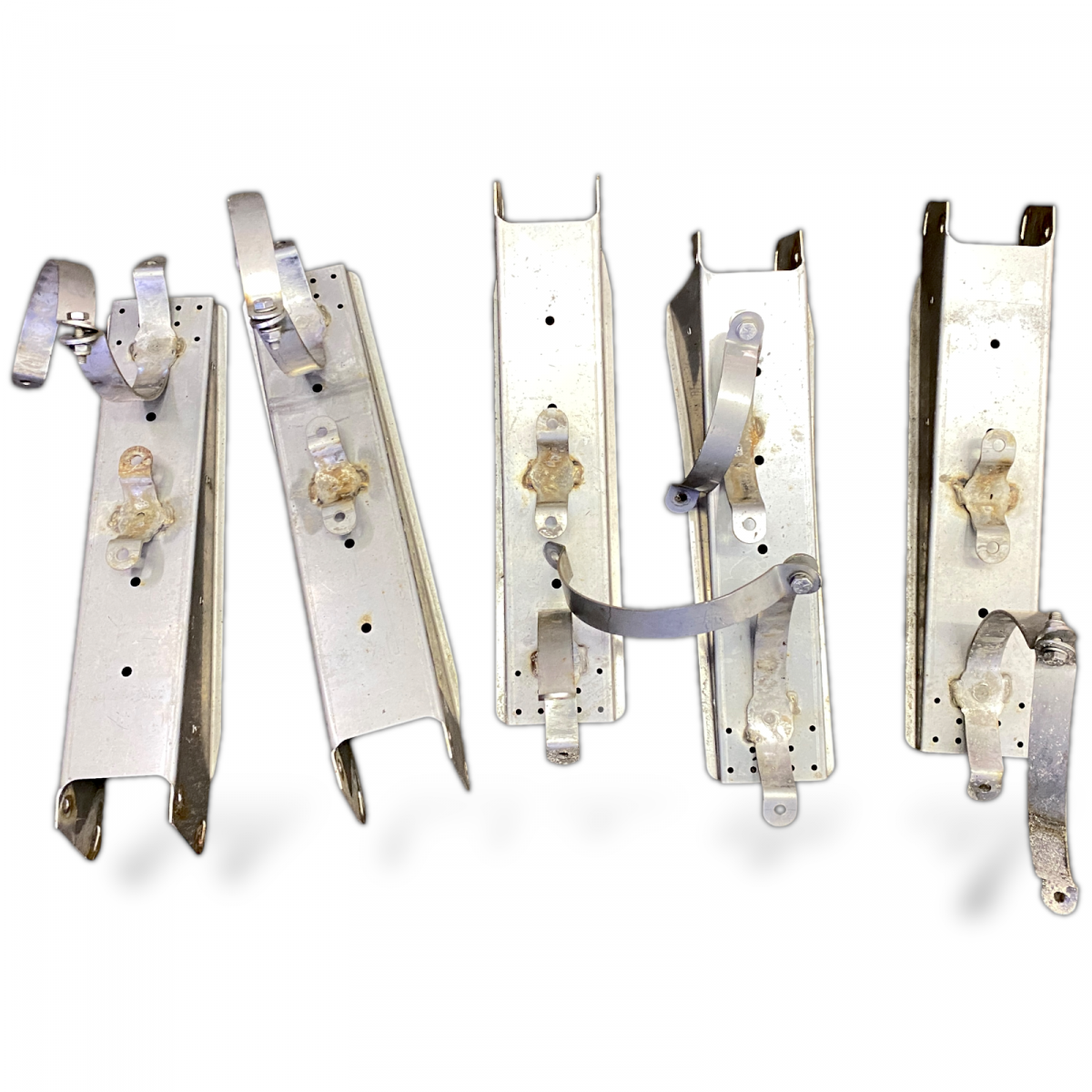 77701334 Tanker mounting brackets  SCANIAImage