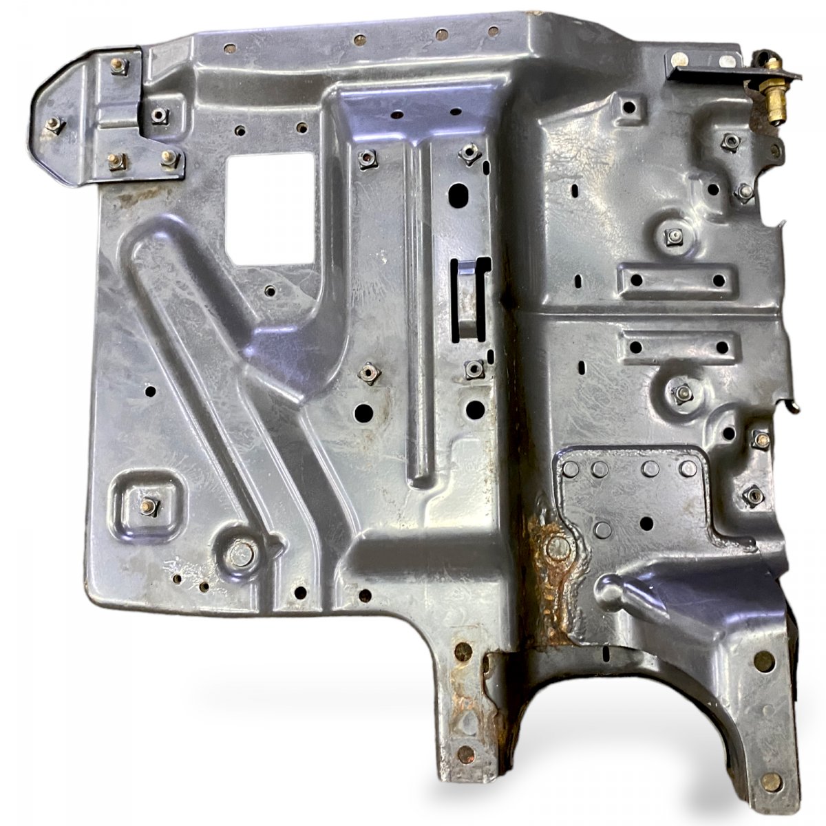 2612385 Wing Bracket, Front Axle, Rear Left SCANIA L,P,G,R,S-seriesImage