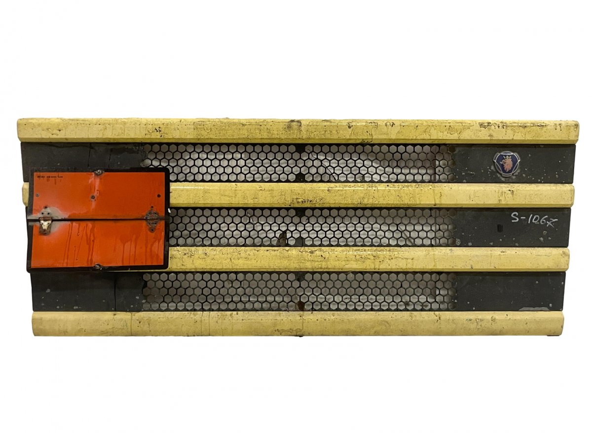 1397570 Front Grille SCANIA 4 - series CRImage