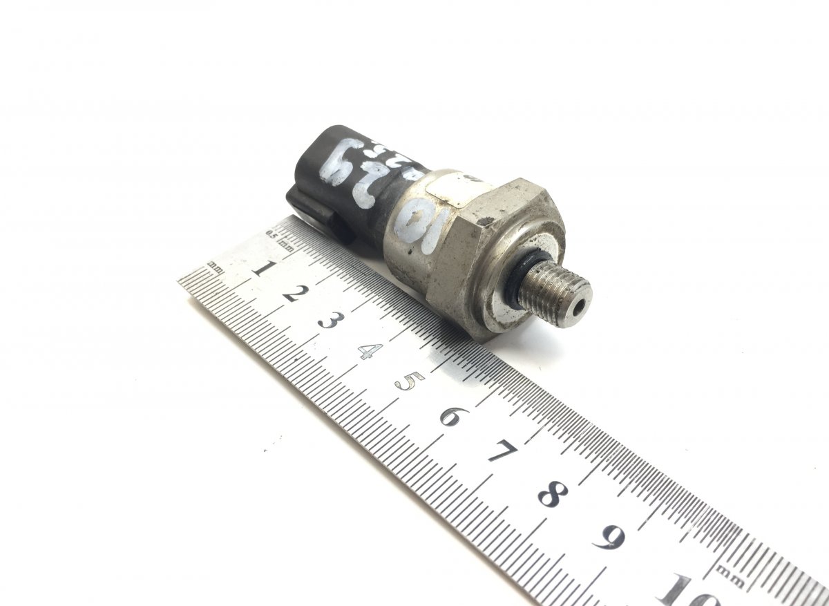 1777165 Sensor, air conditioning pressure SCANIA L, P, G, R, T SeriesImage