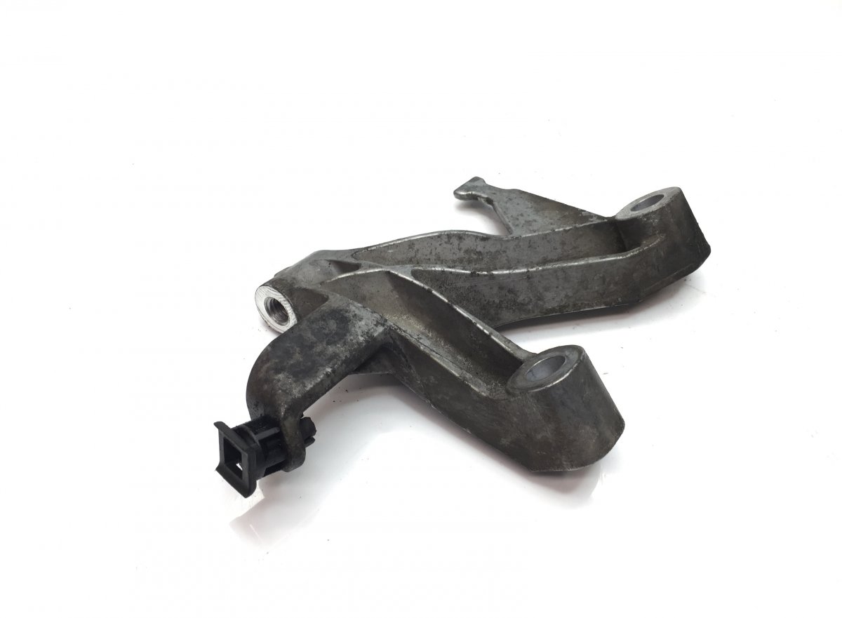 51191010466 Alternator bracket MAN D2066, D2676, D3876Image