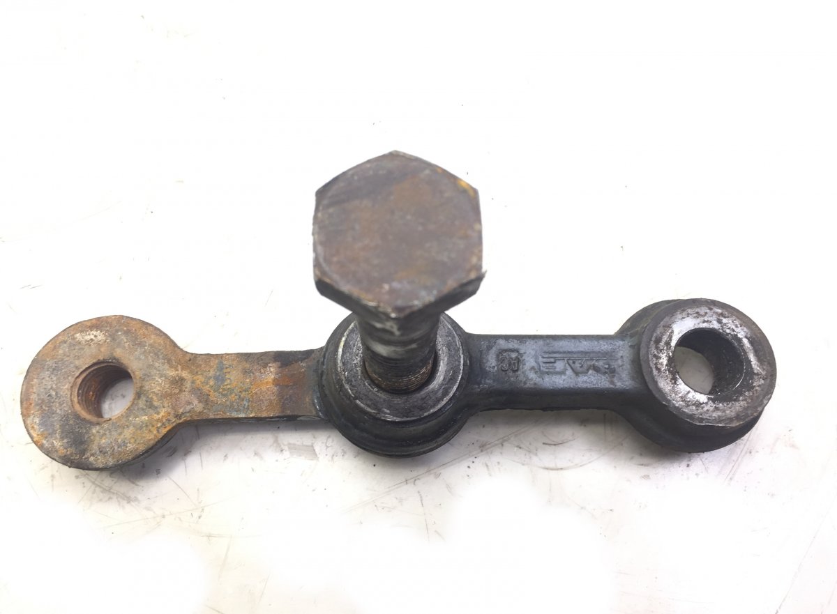 1428223+1398376 Leaf Spring Shackle, Front Axle, Rear, Set 2 pcs DAFImage