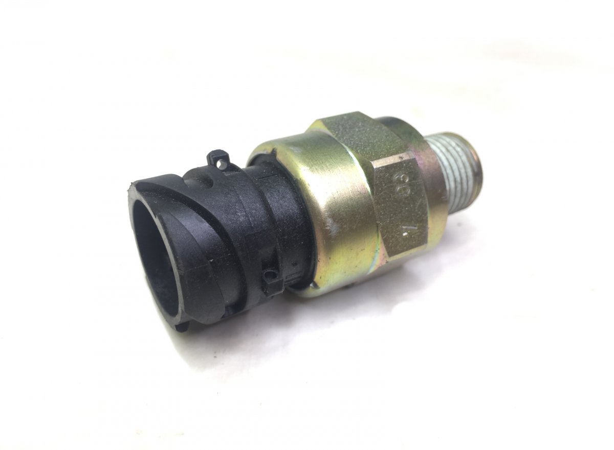 20382506 Sensor, Air Pressure VOLVO B9, B12, FL, FHImage