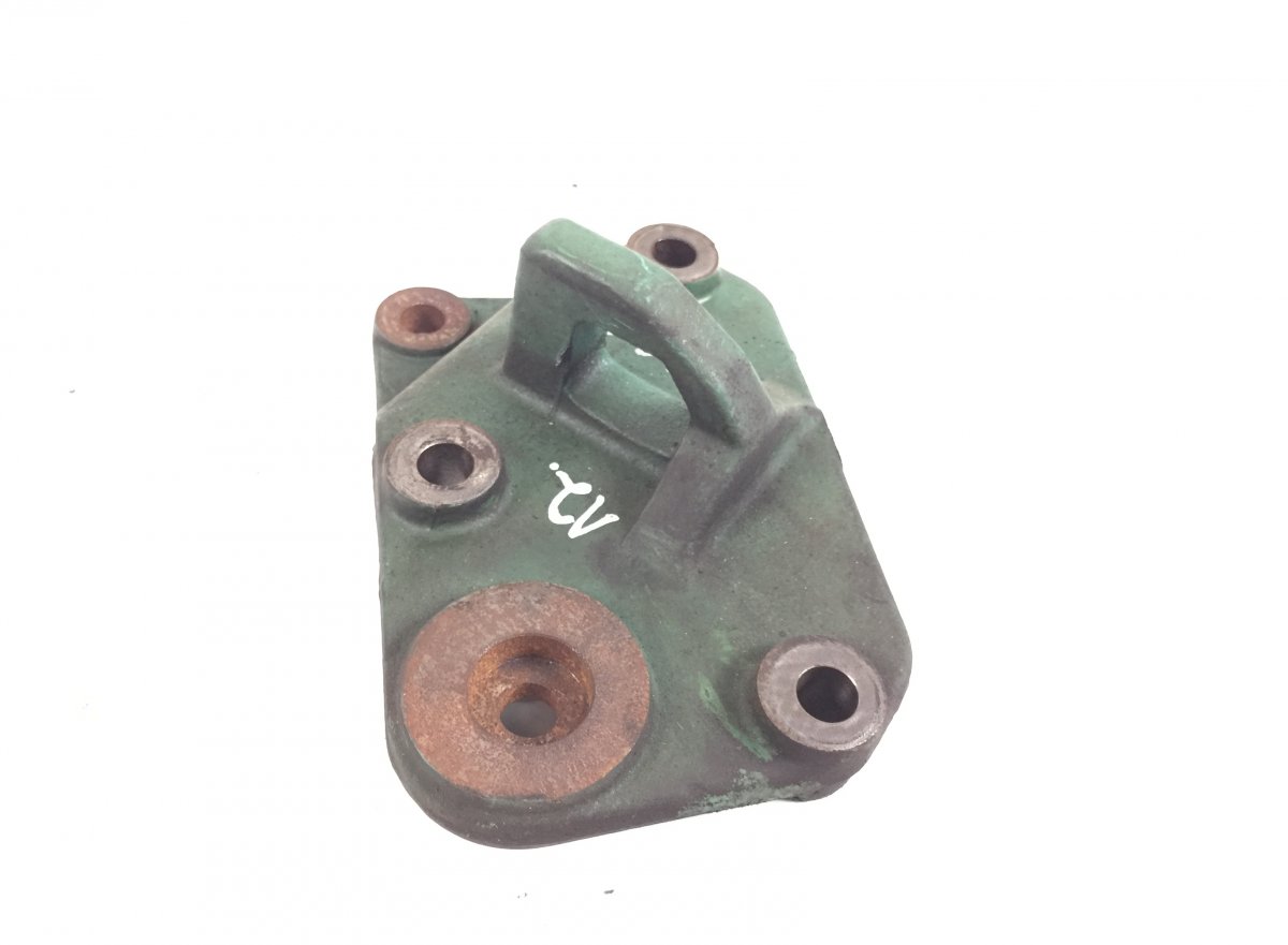Bracket, idler pulley 20767456 VolvoImage