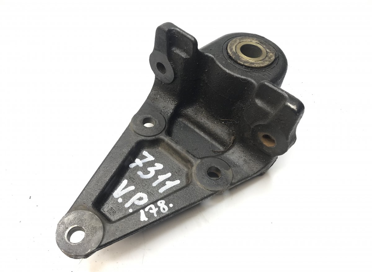 81413016158 Front Spring Bracket, Rear LH=RH MAN TGS, TGX, TGAImage