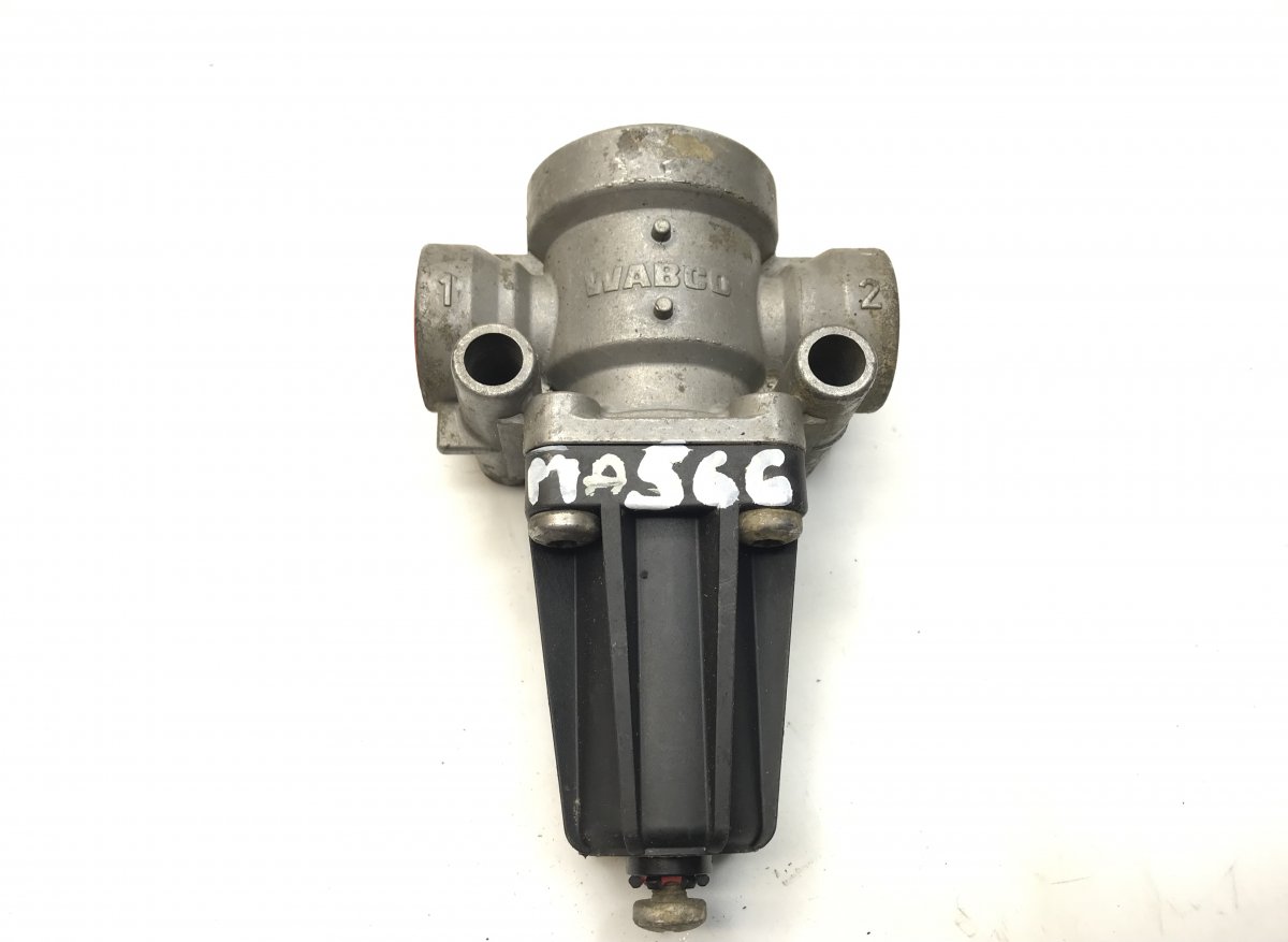 81521016295 Pressure limiting valve air 9,3 Bar MANImage
