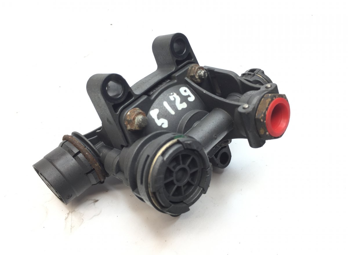 4733030000 WABCO 0054297044 Reducing Valve Brake System Mercedes ActrosImage