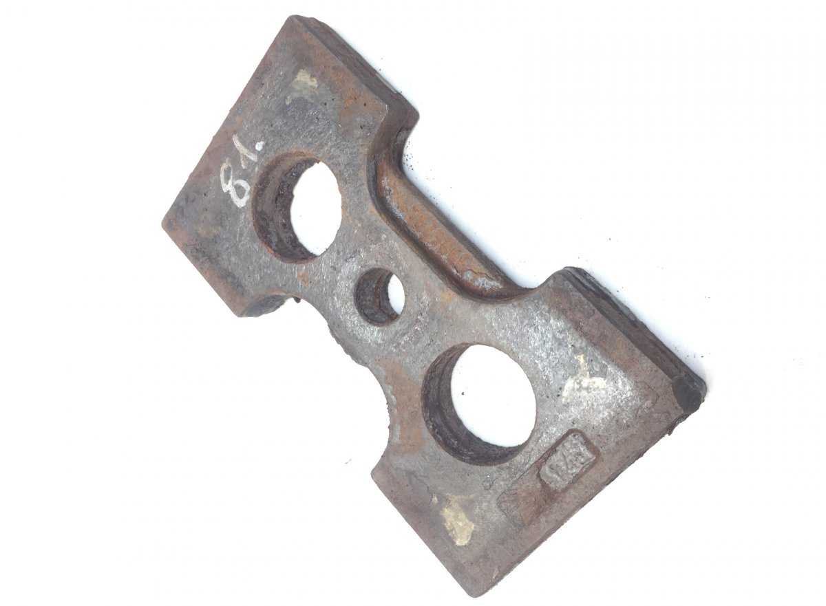 3986294 Leaf Spring Adjusting Wedge, Front Axle Lower Right T=20mm VOLVOImage