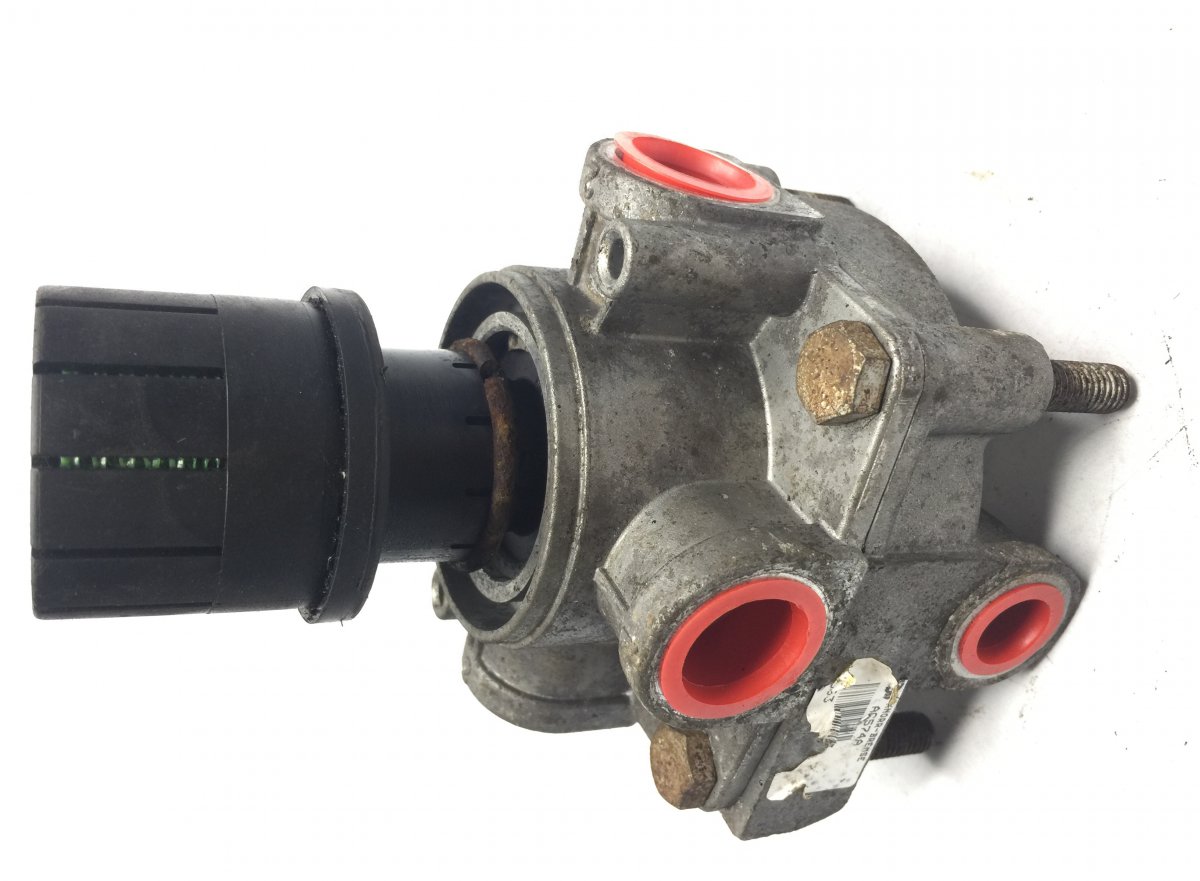 3173824 Brake Relay Valve for Volvo F/FH/IVECO/DAF 95XF/SCANIAImage