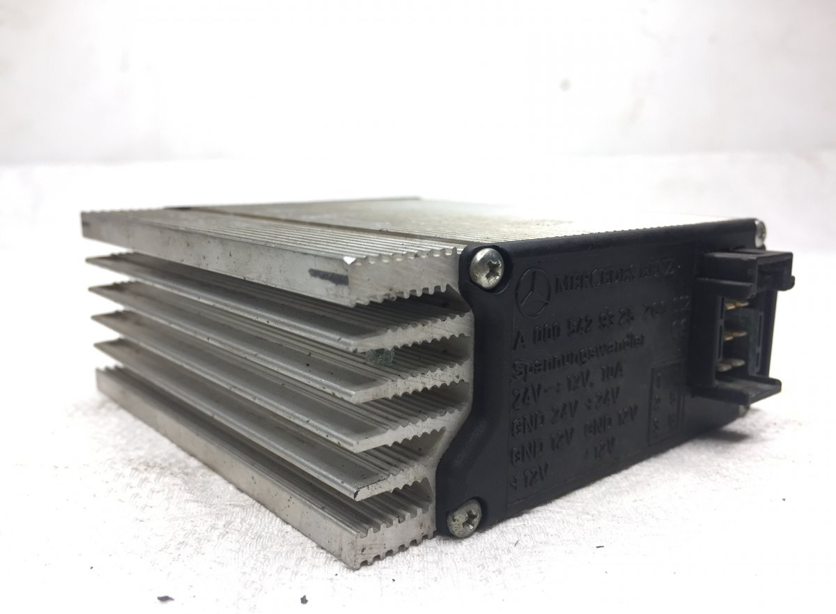 0005429325 Voltage Converter 24/12V 10A Mercedes Actros, AtegoImage