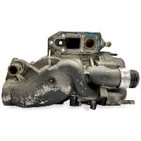 2013121 + 1912941 Coolant pump housing with thermostat housing MX-13 DAF