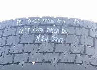 275/70R22.5 Tyre with rim;  1pcs