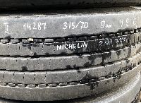 315/70R22.5 Tyre with Rim; 1pcs