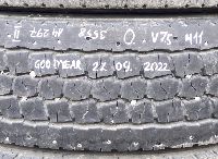 275/70R22.5 Tyre with rim;  1pcs