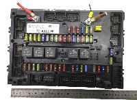 0014461358 A0004468958 A0004469458 Fuse Box MERCEDES-BENZ Actros MP4